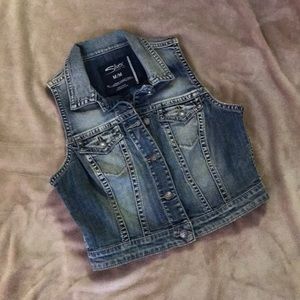 Silver Jeans vest 😍